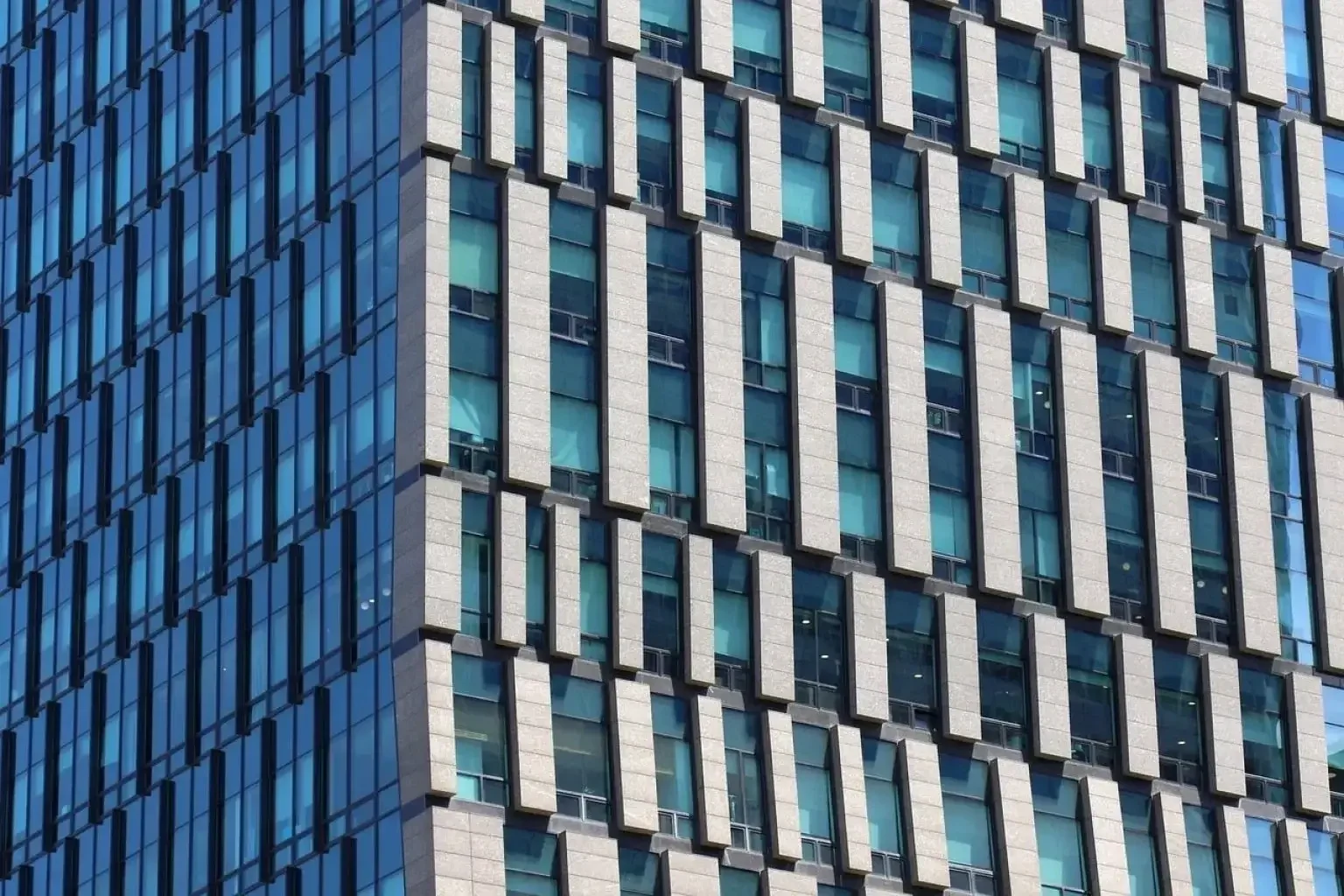 build your website with wordpress featured image
